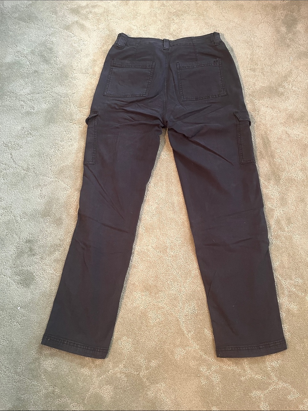 American Eagle Outfitters Black Cargo Pants with Side Pockets - Picture 2 of 5